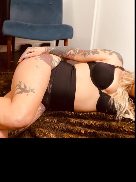 Ryan Lovemodel model top gallery