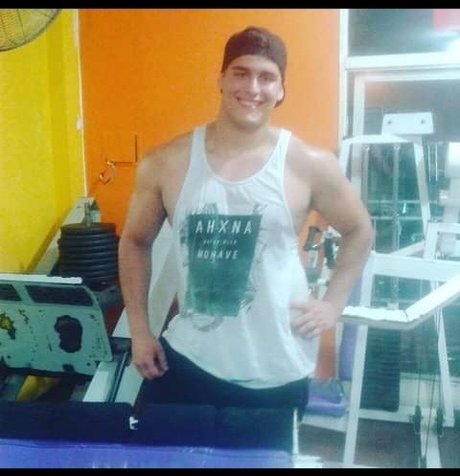 Lujuriaivan beautiful model picture