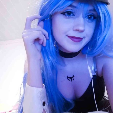 Savacats naked pornstar img