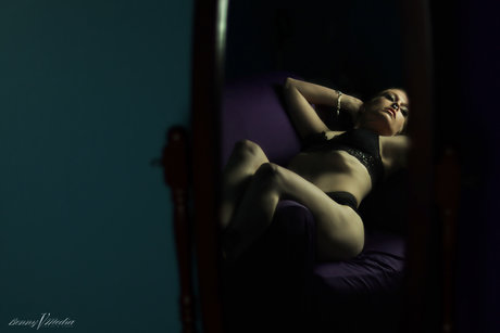 Mischa Fox model adult pics