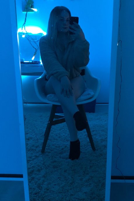 Satu Sirvi_ nude star archive