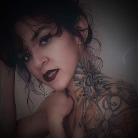 xoxTazmanianDevilxox pornstar perfect pics