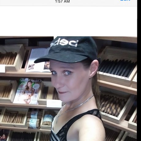 NiFTy Granny erotic pornstar archive