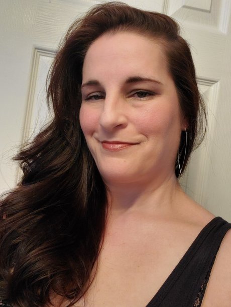 Felon Fatale star high quality photos