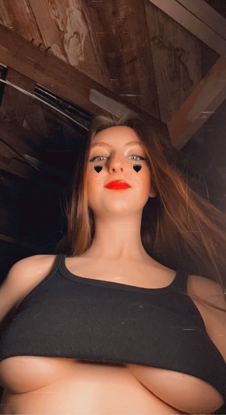 Sriracha_ nude star pic