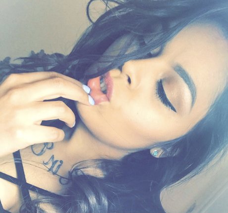 Sweetnips star high quality pic