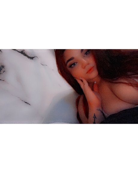 Taylor Maria pretty model gallery