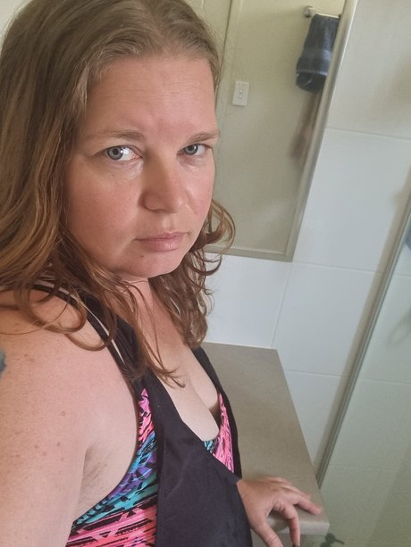 Allie Jay model hot img