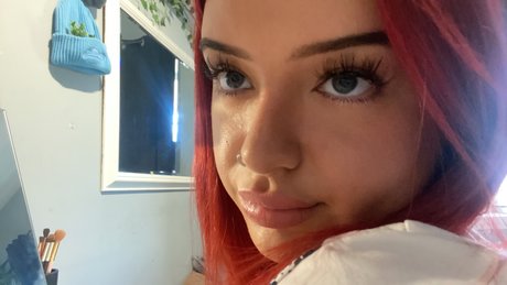 Little T model nude gallery