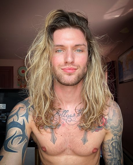 Zachary Charles xxx pornstar photos