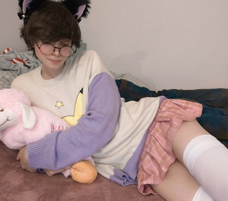 YourTwink pretty actress picture