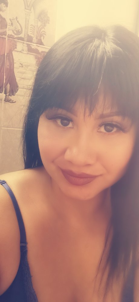 YuliGarsan model high quality pics