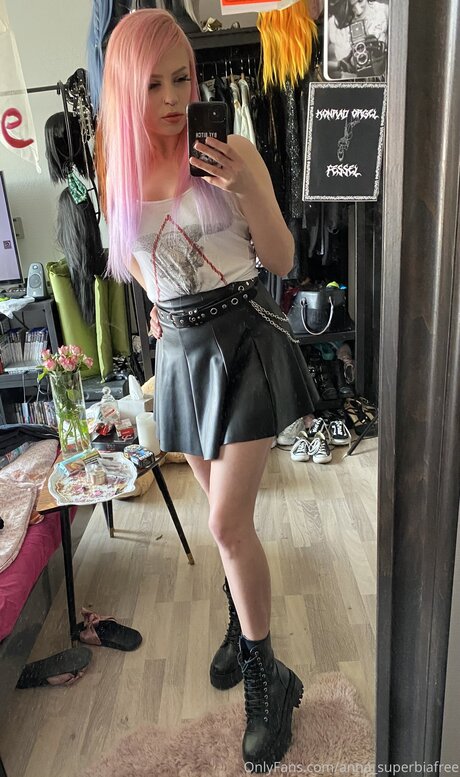 Superbia star hot photos