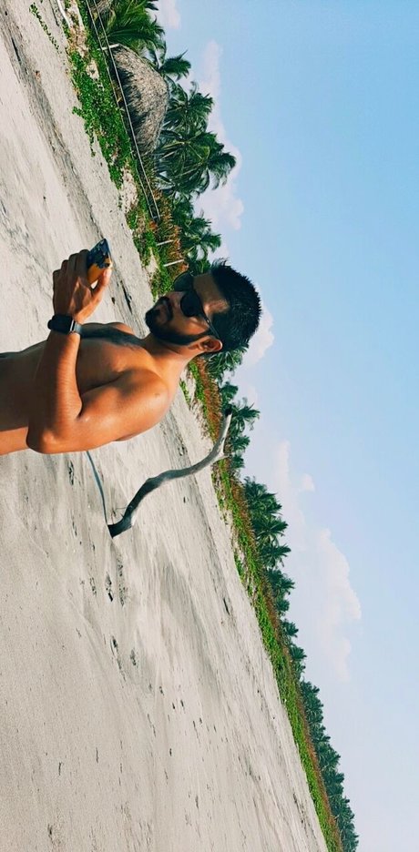 Manuel Suriano hd star image