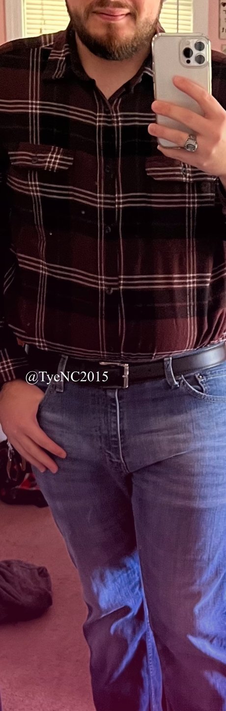 Tye pretty star photos