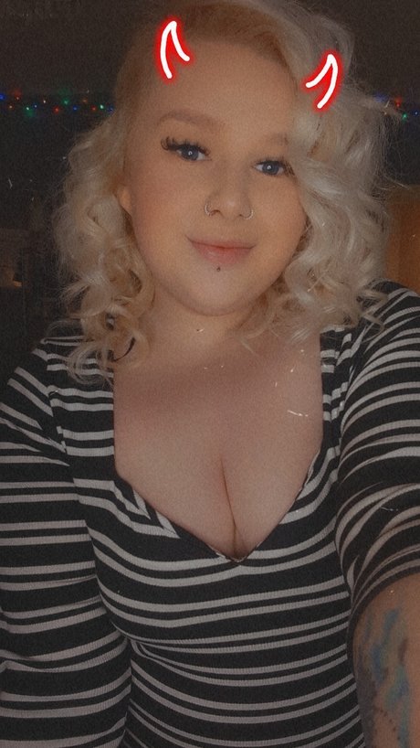 Taryn_ star free pics