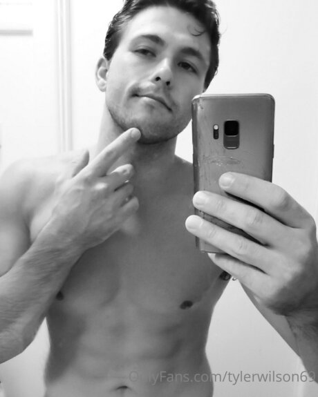 Tyler Wilson pretty actress gallery