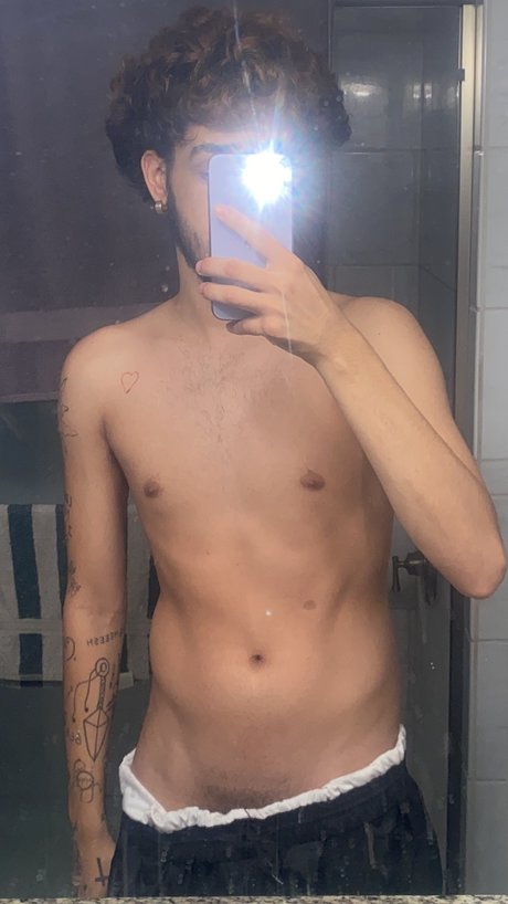 HungnCbass pornstar beautiful pic