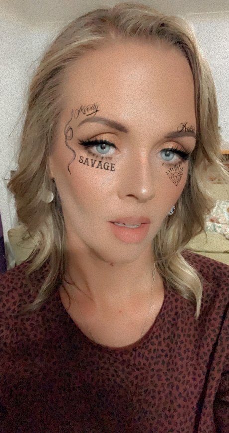 Miss Floss nice actress img