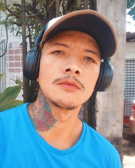 Fin ias Braga model free gallery