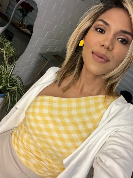 Xiomy Lobato hot pornstar galleries