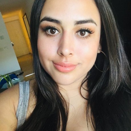 Angel May model nude image