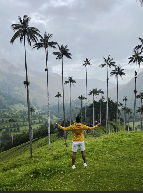 Saca exclusive model pictures