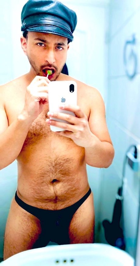 Iverworld xxx pornstar images