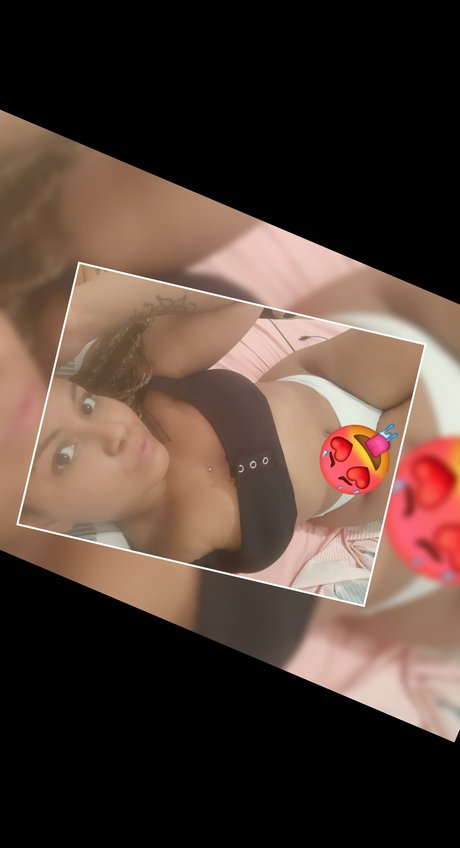 lightskin onlyfans nice pic