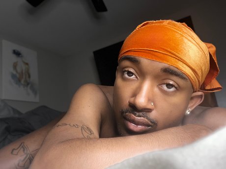 Sinclaire Smith pornstar art galleries