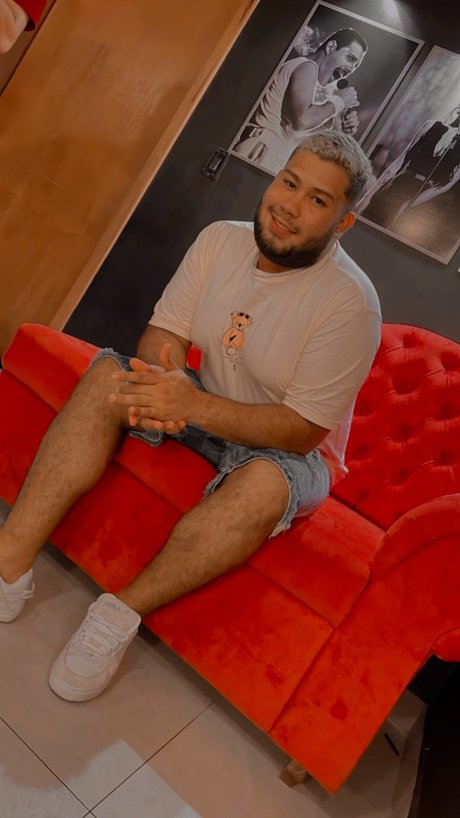 Leonardo Xama nude pornstar img