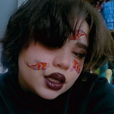 Venus Viviana model hot photo