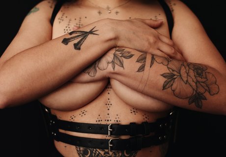 Morte Teisha star sexy archive