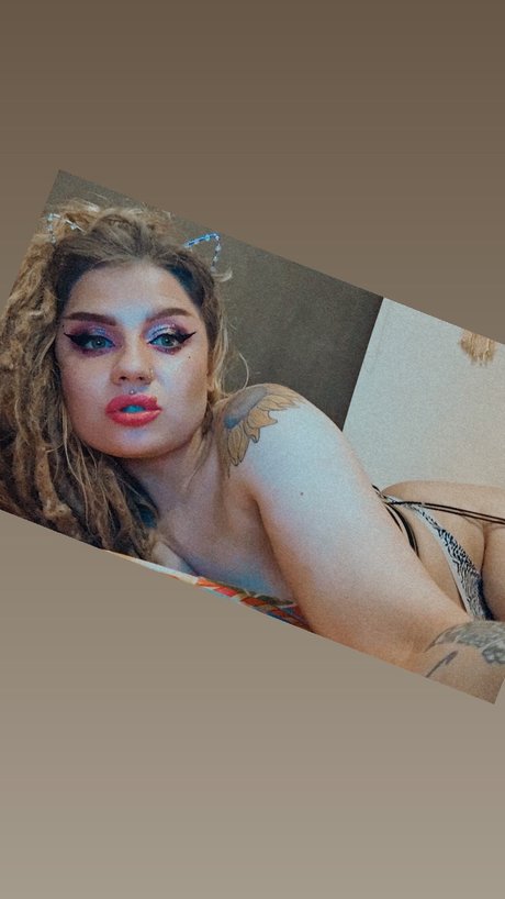 Gaia Moon star free galleries