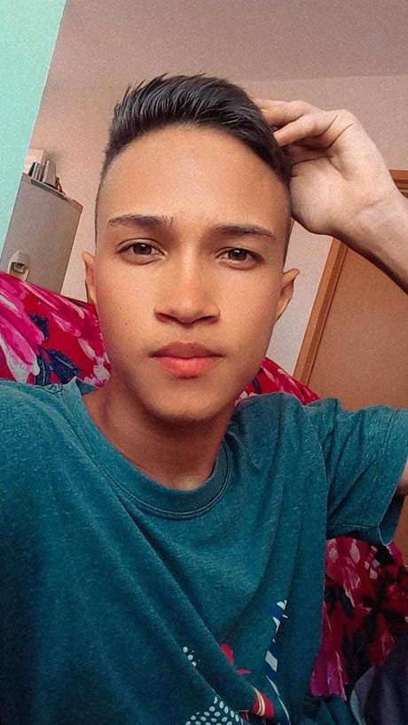 female popular onlyfans nice gallery