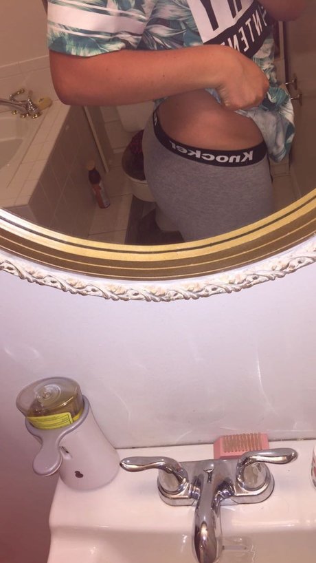 Thickiemister pornstar sex picture