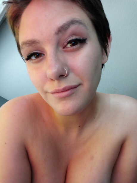 Raven Nyx star adult pictures