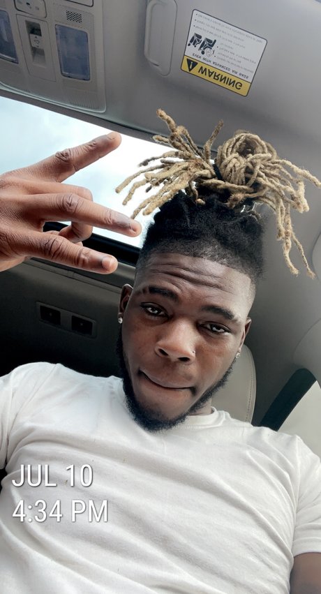 Dayoungan model adult img