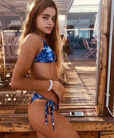 Juli Savioli nice actress img