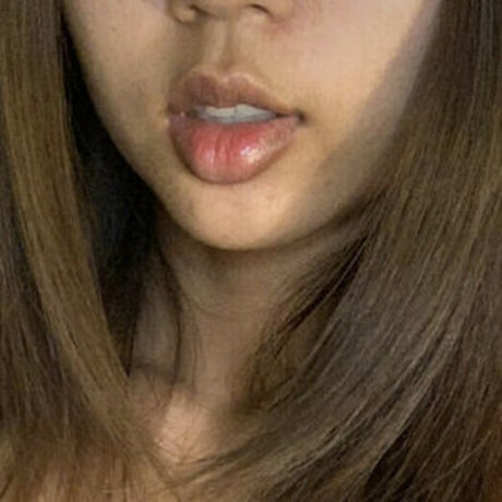 rubyraknarin model top gallery