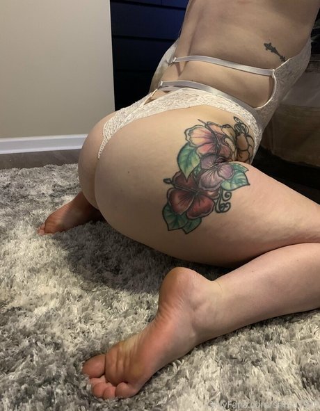 xosecretsaraxo pornstar hot gallery