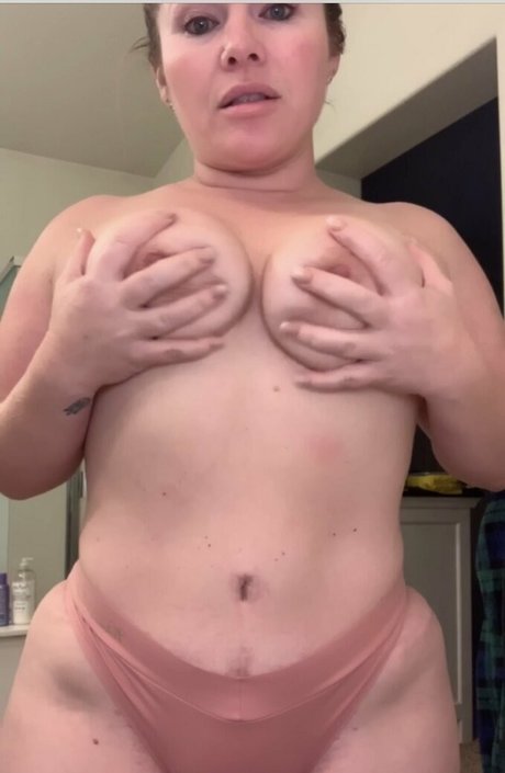 notyouraverage star naked pics