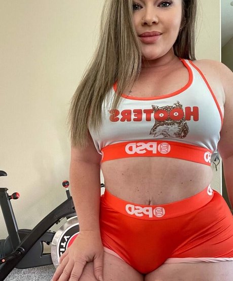 notyouraverage pornstar erotic img