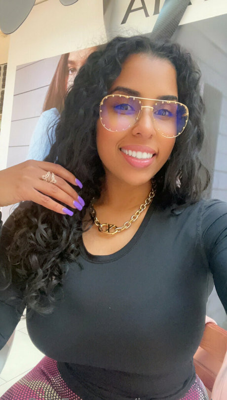 pantyhose milf onlyfans naked archive