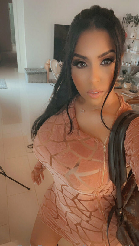 iamsweette model erotic archive