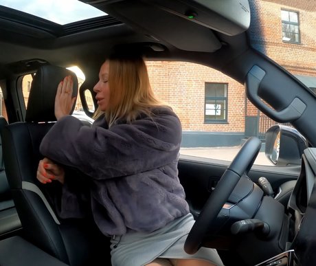 blonde deepthroat onlyfans art porn pic