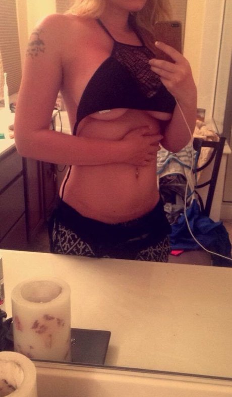 Katiepurrs nice actress photos