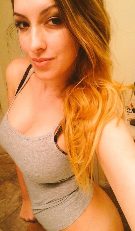 Katiepurrs hot pornstar archive