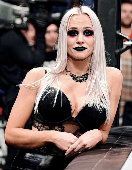 Penelope Ford perfect model img