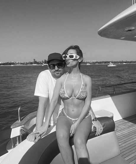 Andrea Helfrich nudes model galleries